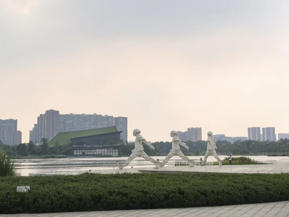 成都双年展筹备中 美术馆暂时闭馆 配图