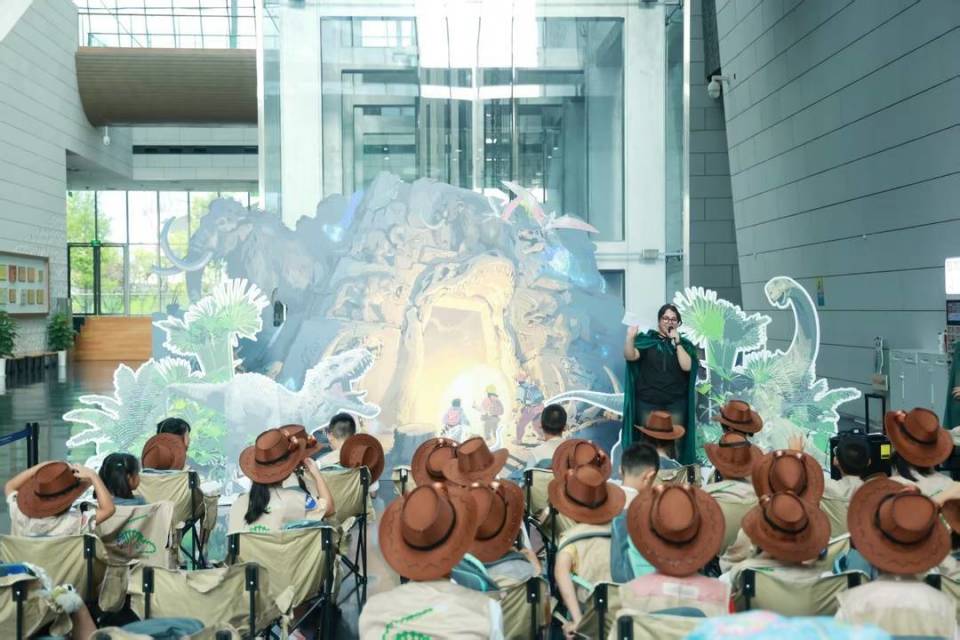 夜宿博物馆、重返史前时代……在成都自然博物馆体会暑期奇妙之夜 配图