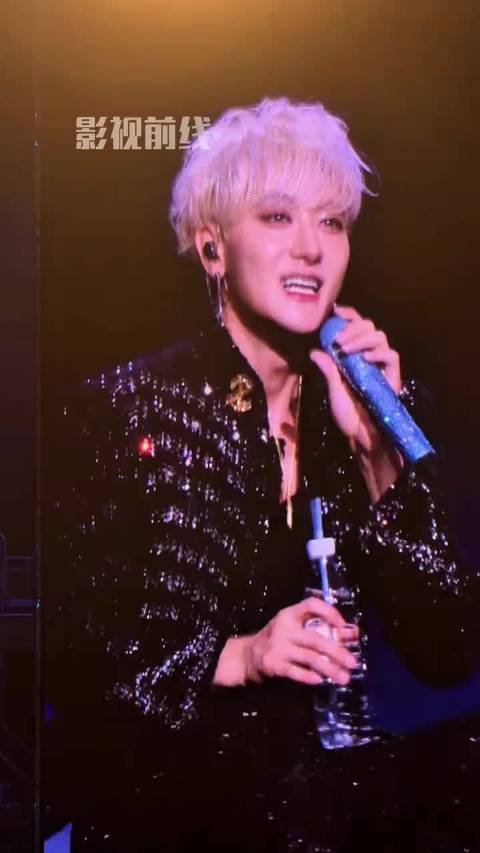 黄子韬成都演唱会把粉丝养的太好了！