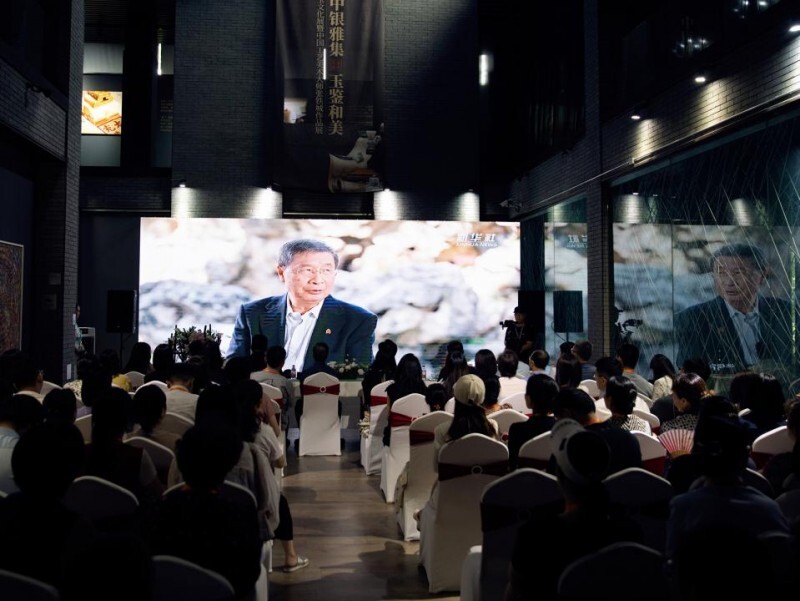 故宫文化专家与国家级非遗大师齐聚成都 共话中华玉文化传承 配图