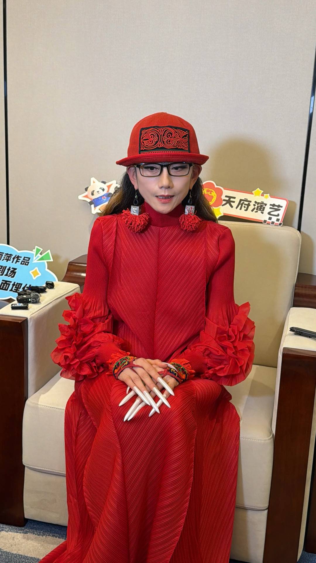 舞剧《十面埋伏》成都上演，杨丽萍点赞《八仙！》