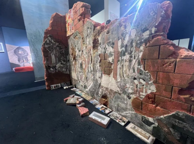 徐建东《浮生》摄影展亮相成都,策展人呼啸 配图